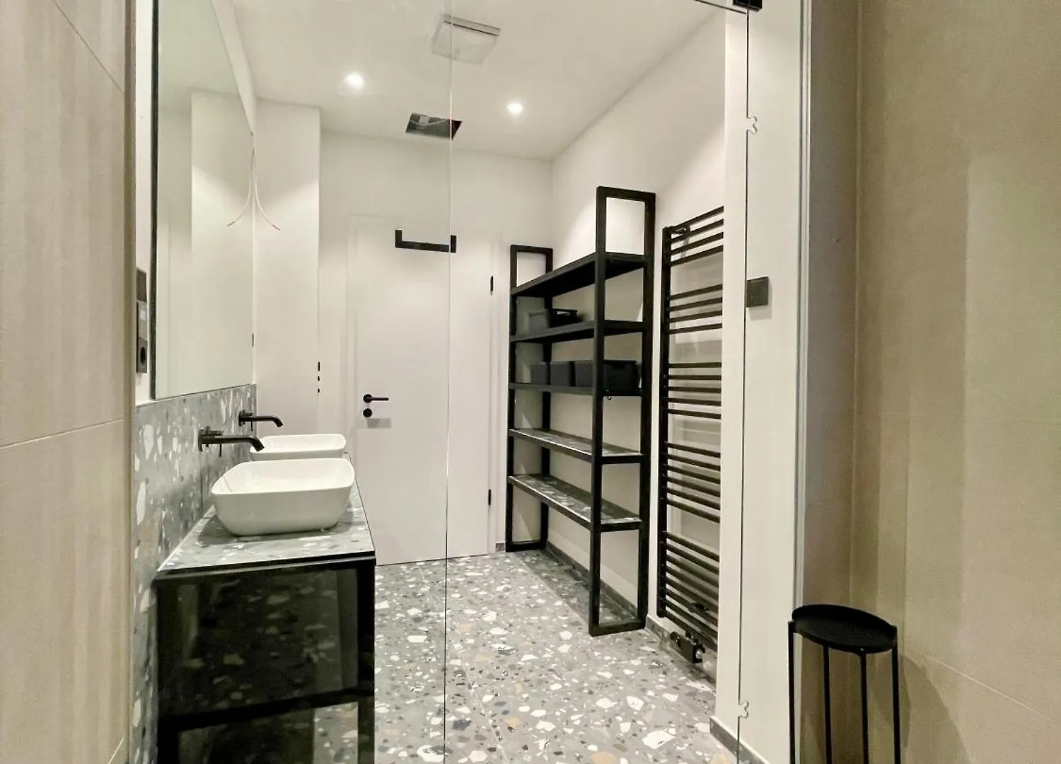 Apartament Luxurious 3 Bedroom Center Flat With Ac! Graz