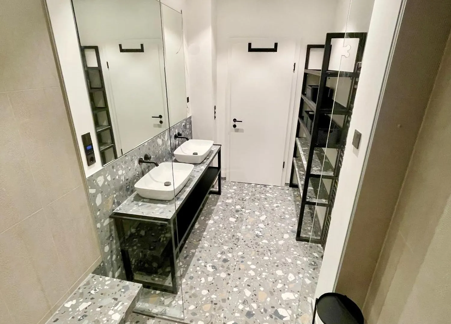 Luxurious 3 Bedroom Center Flat With Ac! Graz