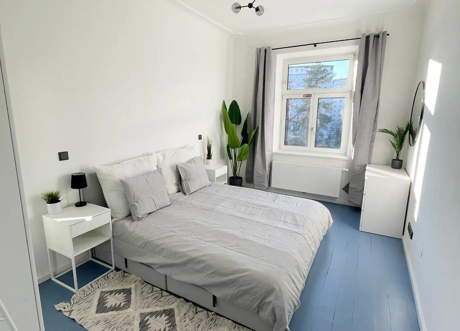 Luxurious 3 Bedroom Center Flat With Ac! Graz Apartament