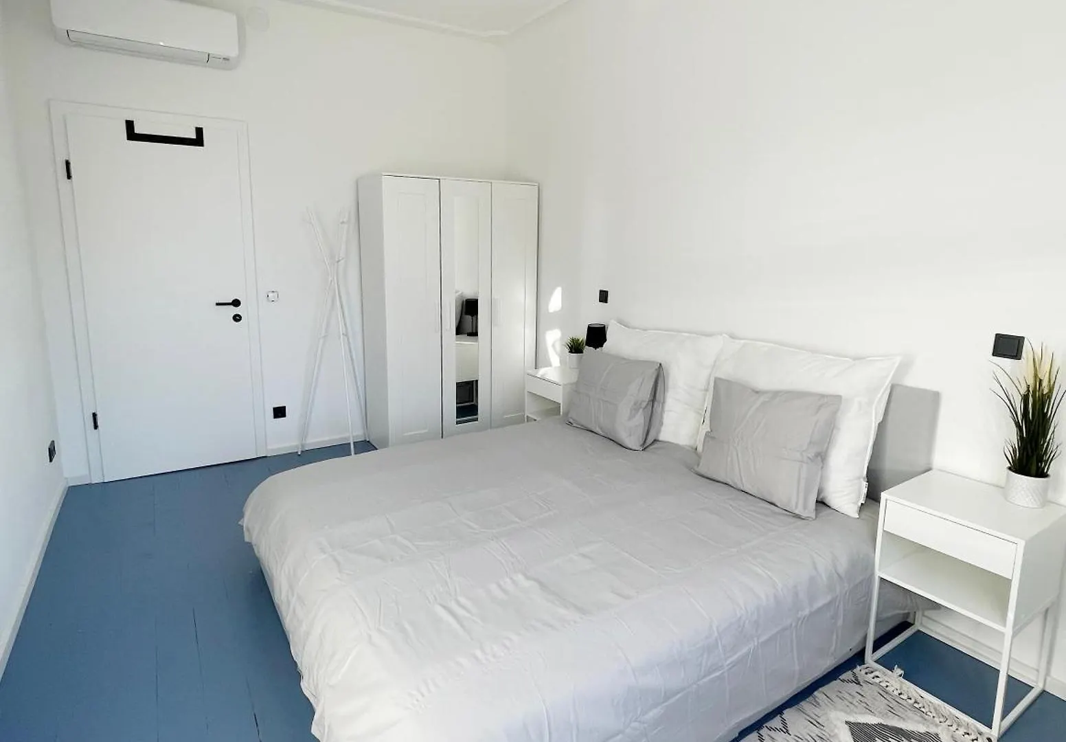 Apartament Luxurious 3 Bedroom Center Flat With Ac! Graz